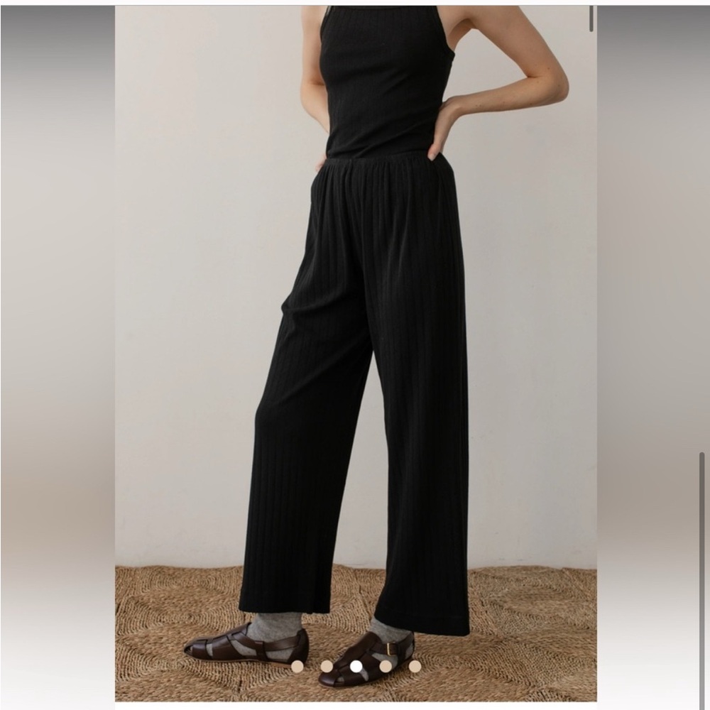 Donni Simple Pointelle Pant in Black